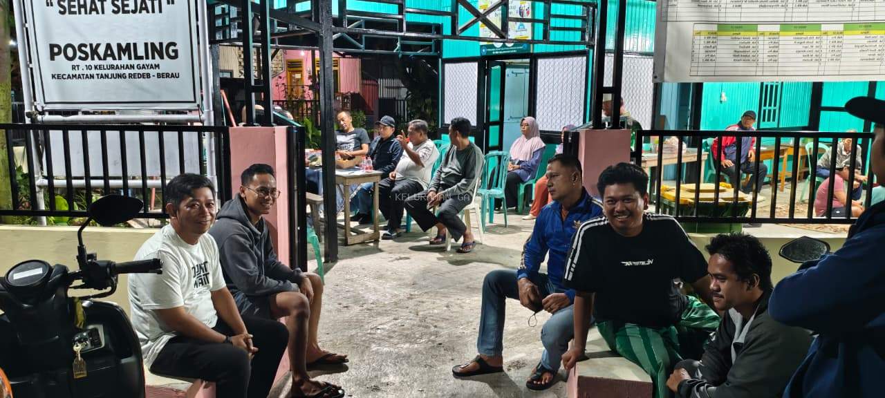 Pos Siskamling RT.10 Mendapatkan Kunjungan Kerja Camat Tanjung Redeb 